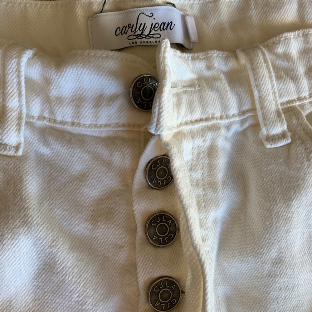 Carly Jean white denim shorts